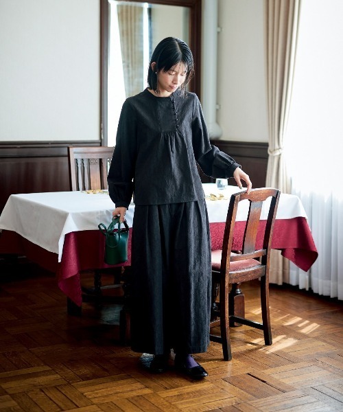 Sunny clouds（サニークラウズ）の「サニークラウズ　ジャカード模様の魔女トップス〈レディース〉（その他トップス・レディース・ブラック・L/M/MP/3L/LL）」の2枚目の写真