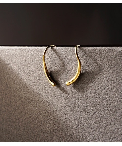 itam(アイタム)の「【itam】アイタム/ ステンレス キャッチレス プレーンピアス(ピアス(両耳用)・レディース・ゴールド/シルバー・FREE)」の2枚目の写真