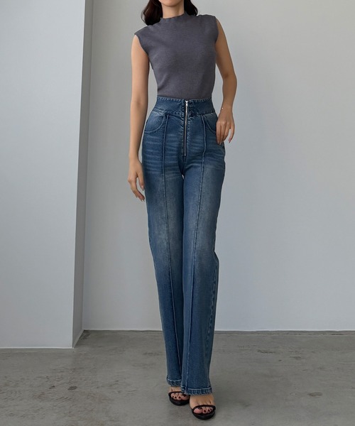 Louere（ルエレ）の「ハイウエストファスナーデザインストレッチストレートデニムパンツ[高身長サイズST有り]（デニムパンツ・レディース・ブラック/ライトブルー・SMALL/MEDIUM/LARGE/ST）」の3枚目の写真