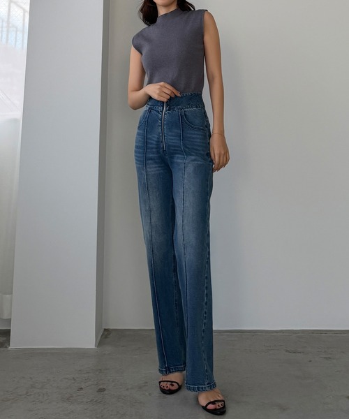 Louere（ルエレ）の「ハイウエストファスナーデザインストレッチストレートデニムパンツ[高身長サイズST有り]（デニムパンツ・レディース・ブラック/ライトブルー・SMALL/MEDIUM/LARGE/ST）」の6枚目の写真