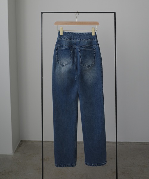 Louere（ルエレ）の「ハイウエストファスナーデザインストレッチストレートデニムパンツ[高身長サイズST有り]（デニムパンツ・レディース・ブラック/ライトブルー・SMALL/MEDIUM/LARGE/ST）」の15枚目の写真