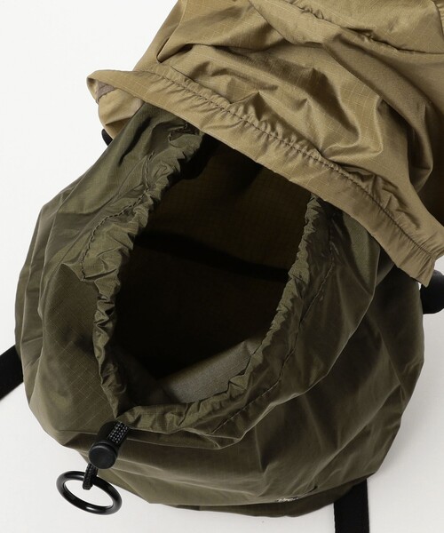 BEAMS BOY(ビームスボーイ)の「BAG'n'NOUN / CAP SACK(バックパック/リュック・レディース・グレー/オリーブ・ONE SIZE)」の11枚目の写真