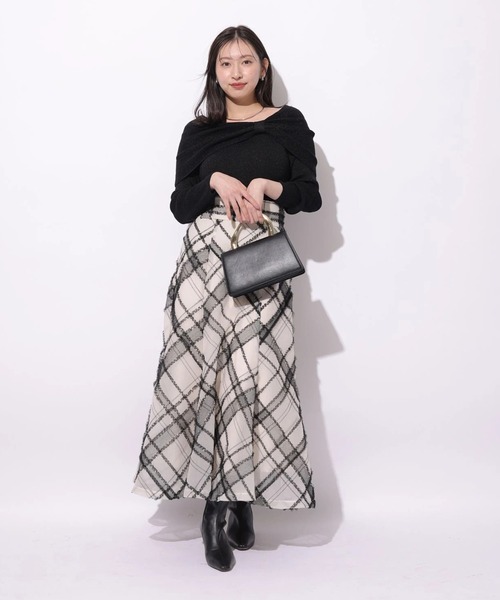 Mystrada(マイストラーダ)の「ビッグリボンニット(ニット/セーター・レディース・ベージュ系その他/ピンクベージュ/ブラック/モカ・38)」の9枚目の写真