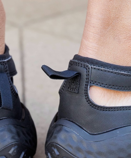 Columbia(コロンビア)の「Columbia/コロンビア THRIVE REVIVE SHANDAL テックライトプラッシュ スピードレースサンダル 2026年春夏(サンダル・メンズ・ブラック・26.0cm/26.5cm/27.0cm/27.5cm/28.0cm)」の3枚目の写真