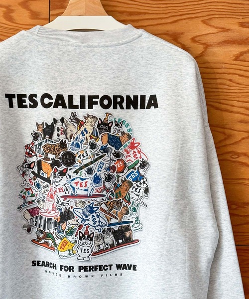 The Endless Summer(エンドレスサマー)の「【WEB / FLAG SHOP限定】TES CALIFORNIA BIG SWEAT CREWNECK /オーバーサイズ・ビッグシルエット・クルーネック(スウェット・メンズ・A/B・X-LARGE/LARGE/MEDIUM)」の7枚目の写真