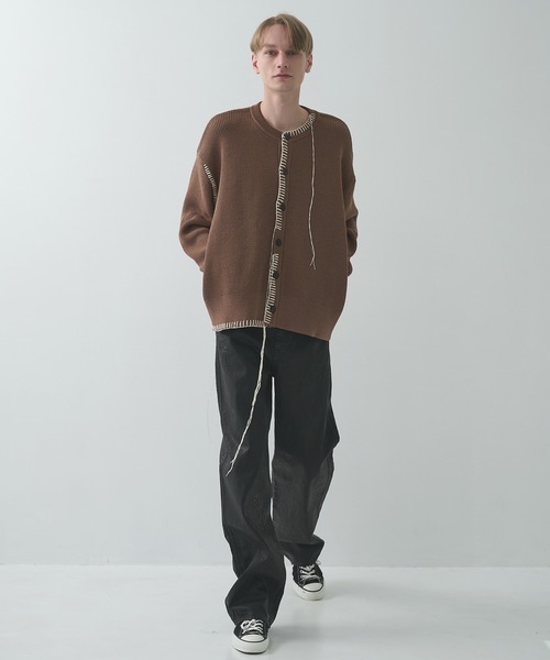 OUAT(オーユーエーティー)の「【OUAT】別注OFFICE CREW CARDIGAN(カーディガン/ボレロ・メンズ・ベージュ/ブラック・2/3)」の5枚目の写真