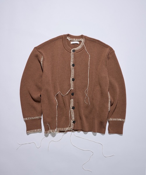 OUAT(オーユーエーティー)の「【OUAT】別注OFFICE CREW CARDIGAN(カーディガン/ボレロ・メンズ・ベージュ/ブラック・2/3)」の10枚目の写真