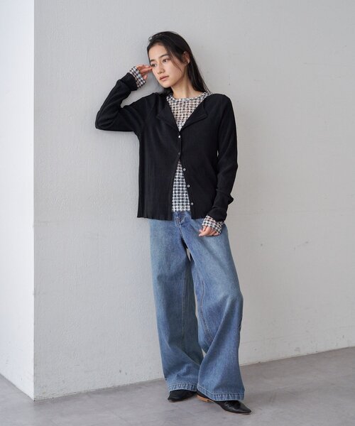 SHENERY（シーナリー）の「プリーツカーディガン（シャツ/ブラウス・レディース・オフホワイト/ブラック・FREE）」の2枚目の写真