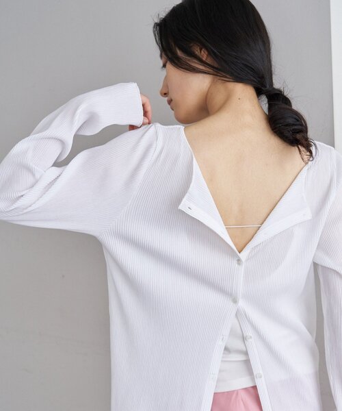 SHENERY（シーナリー）の「プリーツカーディガン（シャツ/ブラウス・レディース・オフホワイト/ブラック・FREE）」の6枚目の写真