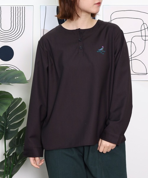 Emago(イマゴ)の「EMAGO トリ刺繍ブラウス(シャツ/ブラウス・レディース・ブラック/アイボリー/マスタード・FREE)」の13枚目の写真