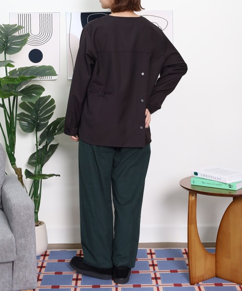 Emago(イマゴ)の「EMAGO トリ刺繍ブラウス(シャツ/ブラウス・レディース・ブラック/アイボリー/マスタード・FREE)」の21枚目の写真