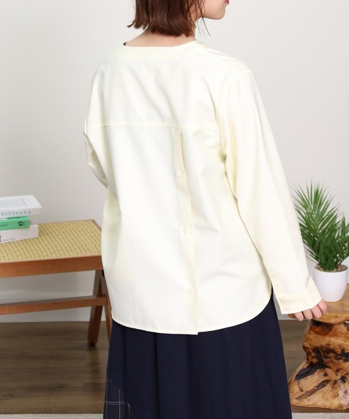 Emago(イマゴ)の「EMAGO トリ刺繍ブラウス(シャツ/ブラウス・レディース・ブラック/アイボリー/マスタード・FREE)」の7枚目の写真