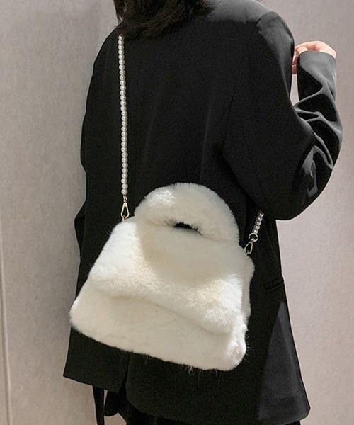 Miniministore（ミニミニストア）の「ファーショルダーバッグ パールチェーン鞄（ショルダーバッグ・レディース・ブラック/モカ/ベージュ/ホワイト・FREE）」の6枚目の写真