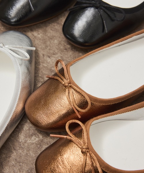 ADAM ET ROPE'(アダムエロペ)の「メタリックバレエシューズ(バレエシューズ・レディース・シルバー/その他1/ブラック・24/23.5/23/24.5)」の18枚目の写真