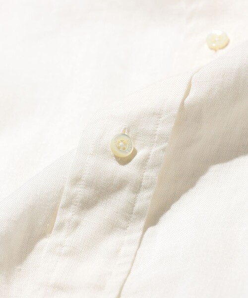BEAMS PLUS（ビームスプラス）の「B.D. Classic-fit Linen Chambray（シャツ/ブラウス・メンズ・ナチュラル/ブルー/レッド/ホワイト・X-LARGE/LARGE/MEDIUM/SMALL）」の10枚目の写真