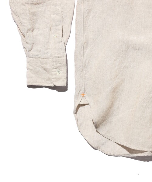 BEAMS PLUS（ビームスプラス）の「B.D. Classic-fit Linen Chambray（シャツ/ブラウス・メンズ・ナチュラル/ブルー/レッド/ホワイト・X-LARGE/LARGE/MEDIUM/SMALL）」の14枚目の写真