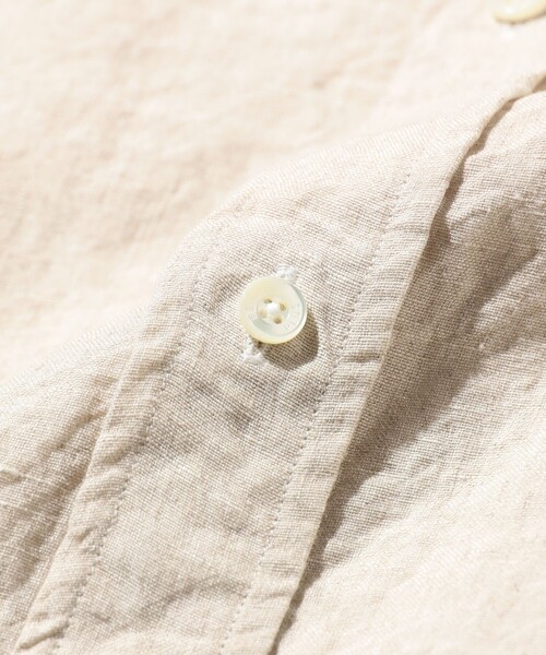BEAMS PLUS（ビームスプラス）の「B.D. Classic-fit Linen Chambray（シャツ/ブラウス・メンズ・ナチュラル/ブルー/レッド/ホワイト・X-LARGE/LARGE/MEDIUM/SMALL）」の16枚目の写真