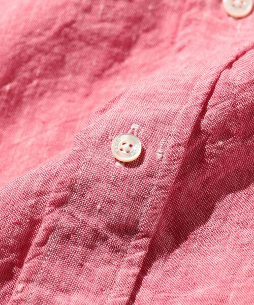 BEAMS PLUS（ビームスプラス）の「B.D. Classic-fit Linen Chambray（シャツ/ブラウス・メンズ・ナチュラル/ブルー/レッド/ホワイト・X-LARGE/LARGE/MEDIUM/SMALL）」の22枚目の写真