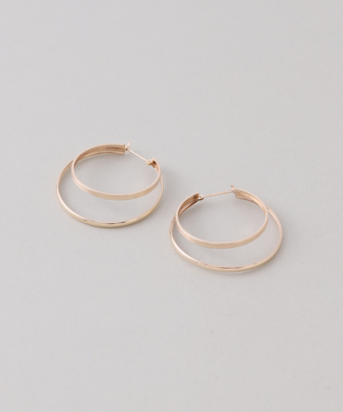 Lilas（リラ）の「30mm2ラインフープピアス K10（両耳）（ピアス（両耳用）・レディース・ゴールド・FREE）」の7枚目の写真