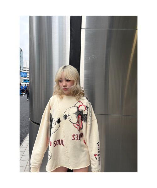 Desigual（デシグアル）の「ミッキー&ミニー ハート スウェットシャツ ディズニー（スウェット・レディース・ブラック・M/L/XL/S/XS）」の5枚目の写真