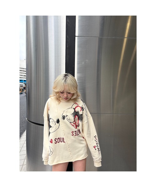 Desigual（デシグアル）の「ミッキー&ミニー ハート スウェットシャツ ディズニー（スウェット・レディース・ブラック・M/L/XL/S/XS）」の6枚目の写真