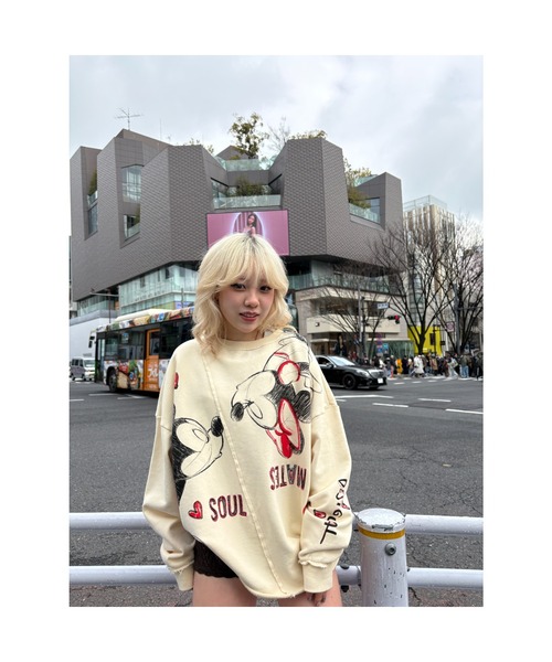 Desigual（デシグアル）の「ミッキー&ミニー ハート スウェットシャツ ディズニー（スウェット・レディース・ブラック・M/L/XL/S/XS）」の13枚目の写真