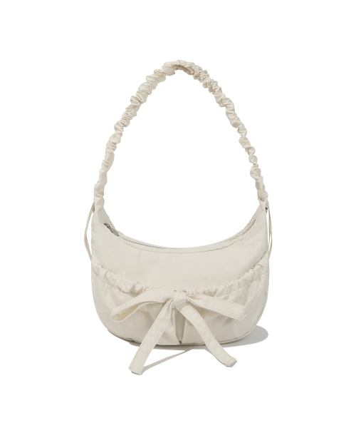 COVERNAT WOMAN(カバーナットウーマン)の「クローバーハートシャーリングミディアムナイロンホーボーバッグ Beige(メッセンジャーバッグ・レディース・その他・FREE)」の16枚目の写真