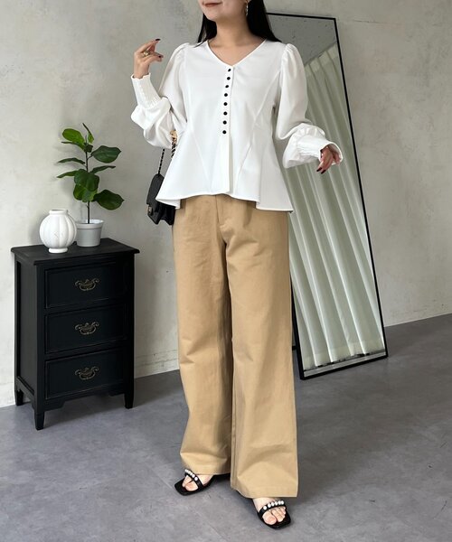 prose verse(プロズヴェール)の「ストレートチノパンツ(チノパンツ・レディース・ベージュ・PL/PM/LARGE/MEDIUM)」の16枚目の写真