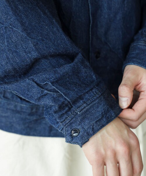 NECESSARY or UNNECESSARY(ネセサリーオアアンネセサリー)の「NECESSARY or UNNECESSARY / DENIM SHIRT ジャンパー(デニムジャケット・メンズ・インディゴブルー・MEDIUM/LARGE)」の8枚目の写真