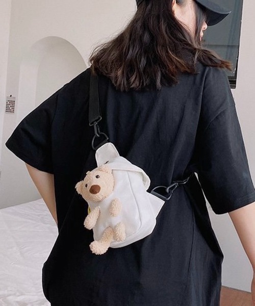 SHOUYO(ショウヨウ)の「テディベアショルダーバッグ(ショルダーバッグ・レディース・グリーン/ホワイト/イエロー/ブラック・M)」の17枚目の写真