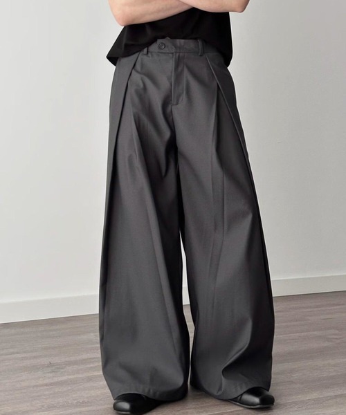 B.R.U(ブル)の「プリーツワイドレッグスラックス(スラックス・メンズ・ブラック/グレー・LARGE/MEDIUM)」の20枚目の写真