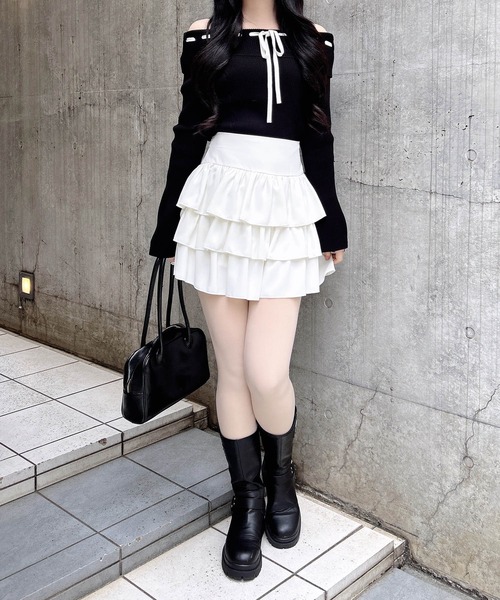 INGNI（イング）の「リボンオフショルフレアスリーブニット（ニット/セーター・レディース・グレー系その他3/ブラック×ホワイト/ホワイト×ブラック・M）」の16枚目の写真