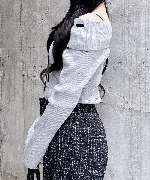 INGNI（イング）の「リボンオフショルフレアスリーブニット（ニット/セーター・レディース・グレー系その他3/ブラック×ホワイト/ホワイト×ブラック・M）」の21枚目の写真