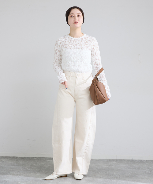 IENA（イエナ）の「《一部カラーWEB限定/追加4》Flowerストレッチレースプルオーバー（Tシャツ/カットソー・レディース・アイボリー/ブラック・FREE）」の5枚目の写真