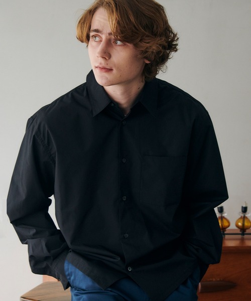 MAISON CLUB（メゾンクラブ）の「【MAISON CLUB】Cropped Compact Shirt / クロップド丈コンパクトシャツ（シャツ/ブラウス・メンズ・ブラック/サックスブルー/ホワイト・M/L）」の3枚目の写真