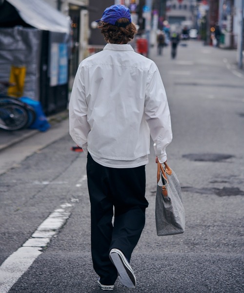 MAISON CLUB（メゾンクラブ）の「【MAISON CLUB】Cropped Compact Shirt / クロップド丈コンパクトシャツ（シャツ/ブラウス・メンズ・ブラック/サックスブルー/ホワイト・M/L）」の6枚目の写真