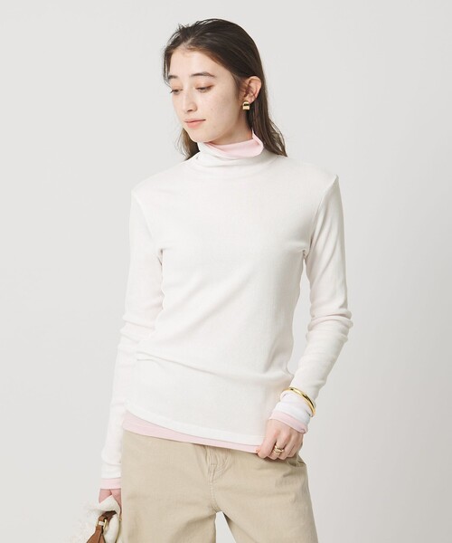 UNITED ARROWS(ユナイテッドアローズ)の「コットン テレコ タートル カットソー(Tシャツ/カットソー・レディース・ダークブラウン/ブラック/ライトピンク/ホワイト・FREE)」の2枚目の写真