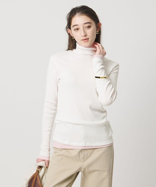 UNITED ARROWS(ユナイテッドアローズ)の「コットン テレコ タートル カットソー(Tシャツ/カットソー・レディース・ダークブラウン/ブラック/ライトピンク/ホワイト・FREE)」の5枚目の写真