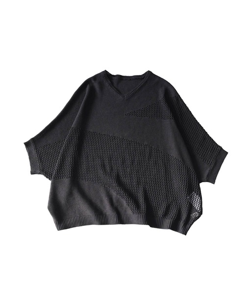 antiqua(アンティカ)の「ドルマン Vネック メッシュ ニット(ニット/セーター・レディース・オフホワイト/ブラック/オリーブ・ONESIZE)」の16枚目の写真