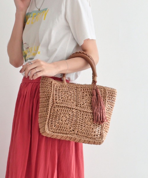 T・S・L(ティーエスエル)の「スクエアトートバッグ(かごバッグ・レディース・サックスブルー/モカ/ベージュ・FREE)」の2枚目の写真