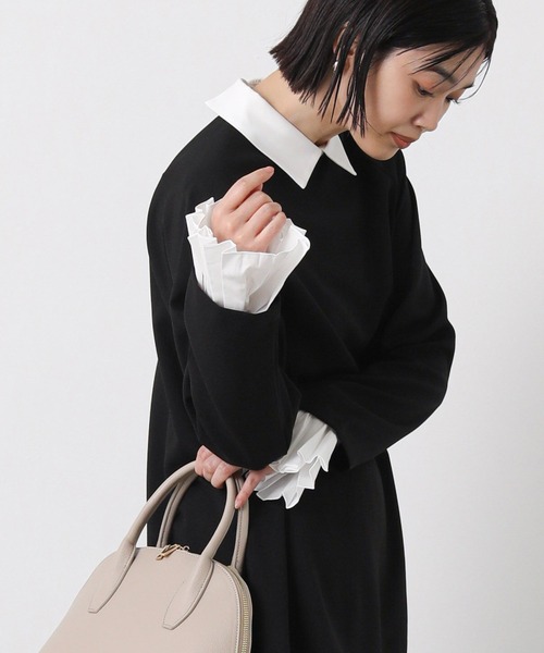 margaux（マルゴー）の「襟付きカフスＳＥＴブラウス（シャツ/ブラウス・レディース・ブラック/ライトグレー・FREE）」の2枚目の写真