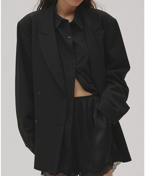 TODAYFUL(トゥデイフル)の「Twill Double Jacket(テーラードジャケット・レディース・ブルー系その他/グレイッシュベージュ/ブラック・38inch/36inch)」の2枚目の写真