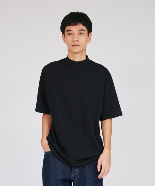 HANES(ヘインズ)の「【Hanes/ヘインズ】メンズ Hanes THE RELAX リラックスフィット モックネックTシャツ(Tシャツ/カットソー・メンズ・ブラック/ホワイト・XL/L/M/S)」の2枚目の写真