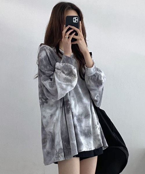 Flugge(フラッジー)の「タイダイ柄オーバーロンT(Tシャツ/カットソー・レディース・グレー・LARGE/MEDIUM)」の3枚目の写真
