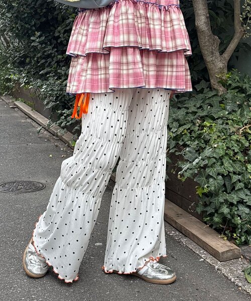 HELLO.SANFRANCISCO(ハローサンフランシスコ)の「【HELLO.SANFRANCISCO/ハローサンフランシスコ】ドット柄シャーリングパンツ(その他パンツ・レディース・ブラック/ホワイト・MEDIUM/SMALL)」の3枚目の写真