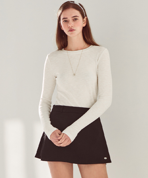 SLOWLOLLI(スローローリ)の「Calm rib basic tee_4 Colors(Tシャツ/カットソー・レディース・ブラック/ブラウン/Beige/Cream・FREE)」の6枚目の写真