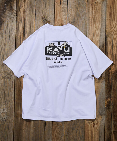 FREAK'S STORE(フリークスストア)の「限定展開 KAVU×FREAK'S STORE カブー 別注 ビッグシルエット ロゴバックプリント Tシャツ(Tシャツ/カットソー・メンズ・ホワイト/スミクロ/アッシュグレー/グレイッシュベージュ・SMALL/LARGE/MEDIUM)」の5枚目の写真