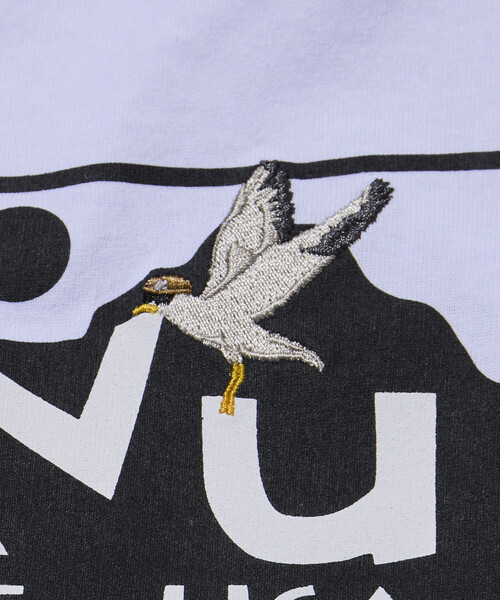 FREAK'S STORE(フリークスストア)の「限定展開 KAVU×FREAK'S STORE カブー 別注 ビッグシルエット ロゴバックプリント Tシャツ(Tシャツ/カットソー・メンズ・ホワイト/スミクロ/アッシュグレー/グレイッシュベージュ・SMALL/LARGE/MEDIUM)」の11枚目の写真