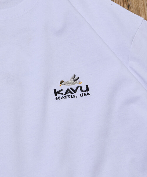 FREAK'S STORE(フリークスストア)の「限定展開 KAVU×FREAK'S STORE カブー 別注 ビッグシルエット ロゴバックプリント Tシャツ(Tシャツ/カットソー・メンズ・ホワイト/スミクロ/アッシュグレー/グレイッシュベージュ・SMALL/LARGE/MEDIUM)」の14枚目の写真