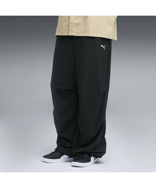 PUMA(プーマ)の「PUMA プーマ メンズ ESS エレベーテッド パラシュートパンツ(その他パンツ・メンズ・ブラック/グリーン/ベージュ・LARGE/XX-LARGE/MEDIUM/SMALL/X-LARGE)」の12枚目の写真